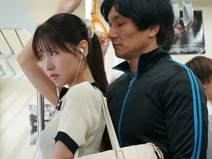 ❤️Nữ sinh trung học 18 tuổi ra khách sạn kiếm tiền tiêu vặt đã ra ngoài trước khi làm điều đó hai lần. Cô gái cảm thấy không hài lòng và phải tự sờ mình...