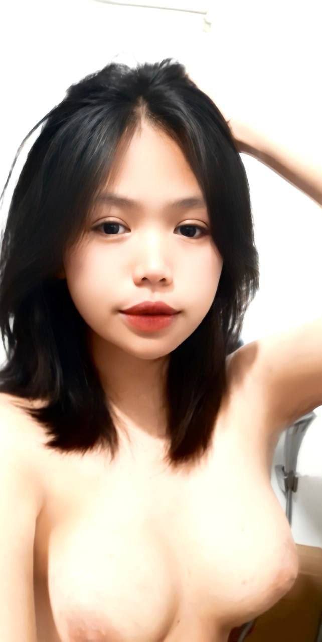 Nữ điều tra viên bí mật bị nhóm tội phạm thô bạo hấp diêm đến lên đỉnh